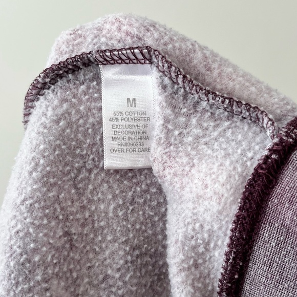 Distressed lavender pullover - Picture 5 of 6